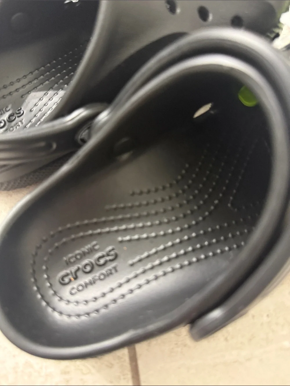 CROCS Kids Baya Clog in Black..size 10..unisex